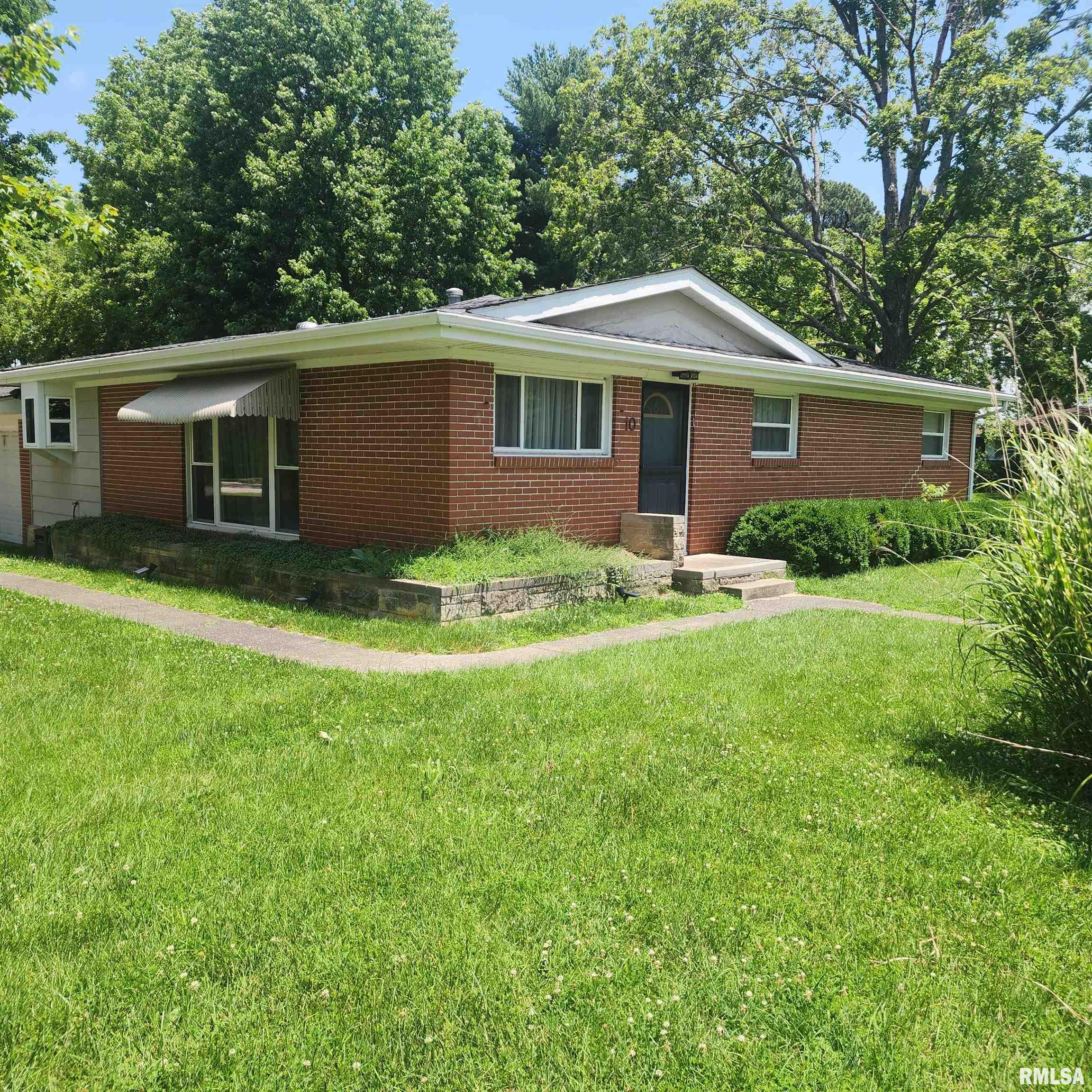 10 Homestead Drive Mount Vernon, IL 62864 - Photo 1 of 65