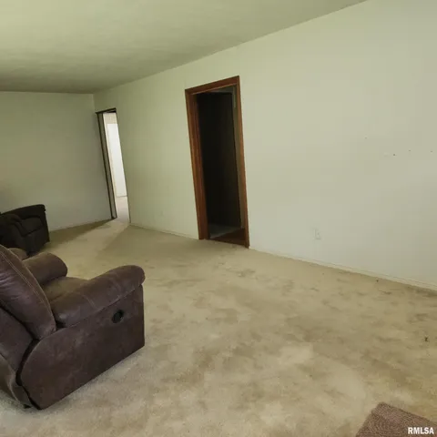 $144,999 | 10 Homestead Drive, Mount Vernon, IL 62864