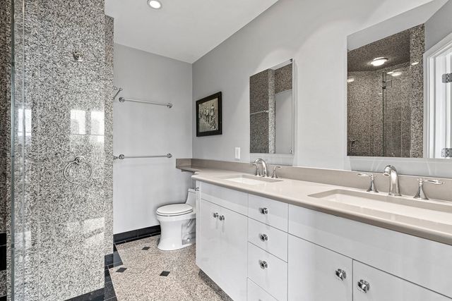 $2,050,000 | 40 Battery Street, Unit 309, Boston, MA 02109