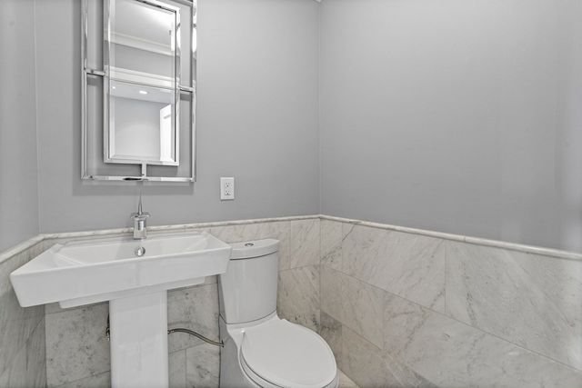 $2,050,000 | 40 Battery Street, Unit 309, Boston, MA 02109