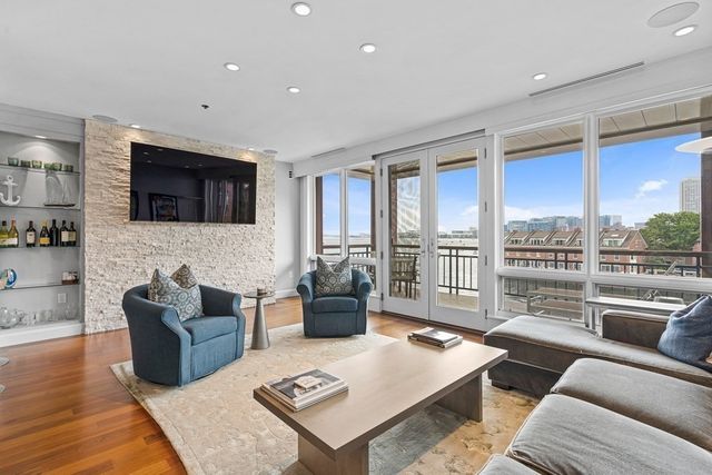 $2,050,000 | 40 Battery Street, Unit 309, Boston, MA 02109