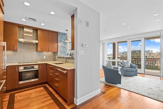 $2,050,000 | 40 Battery Street, Unit 309, Boston, MA 02109