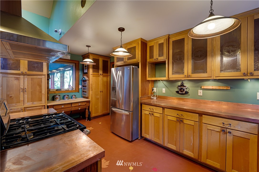 6204 Guemes Island Road Anacortes, WA 98221 - Photo 12 of 31 Gallery Image 12
