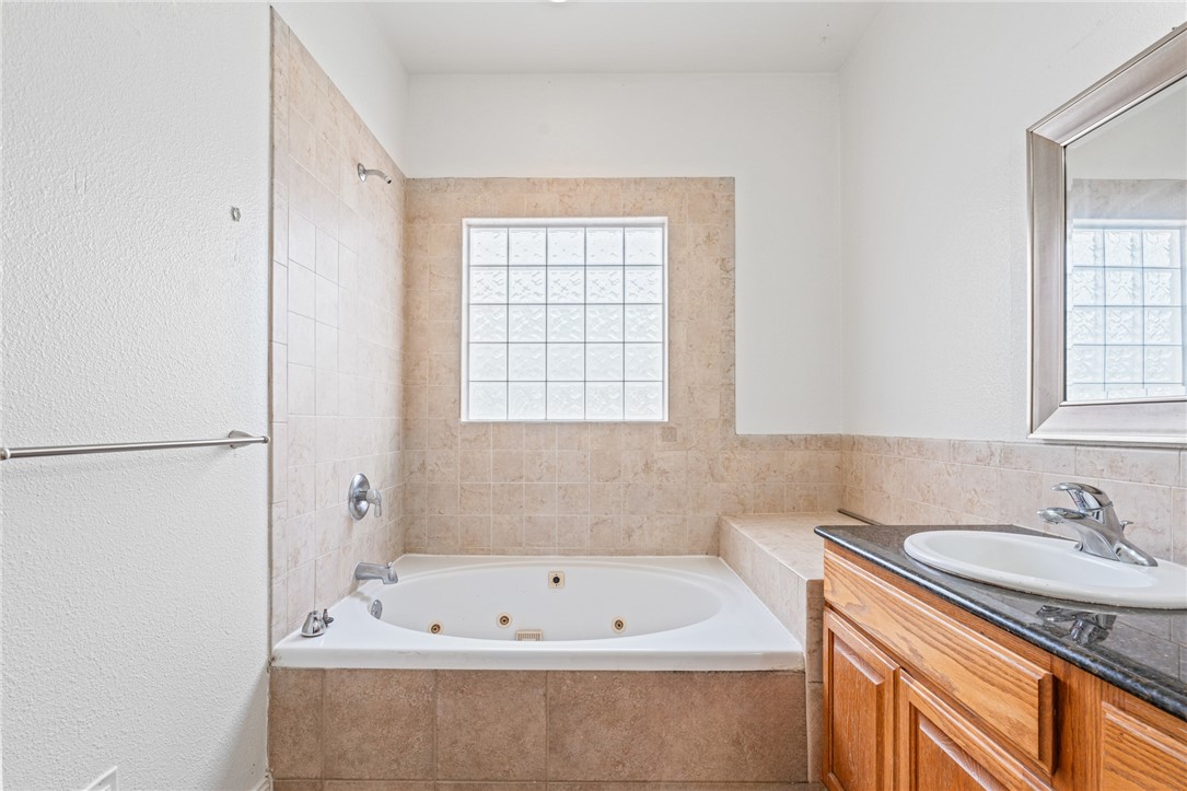 14213 Playa Del Rey Corpus Christi, TX 78418 - Photo 16 of 23