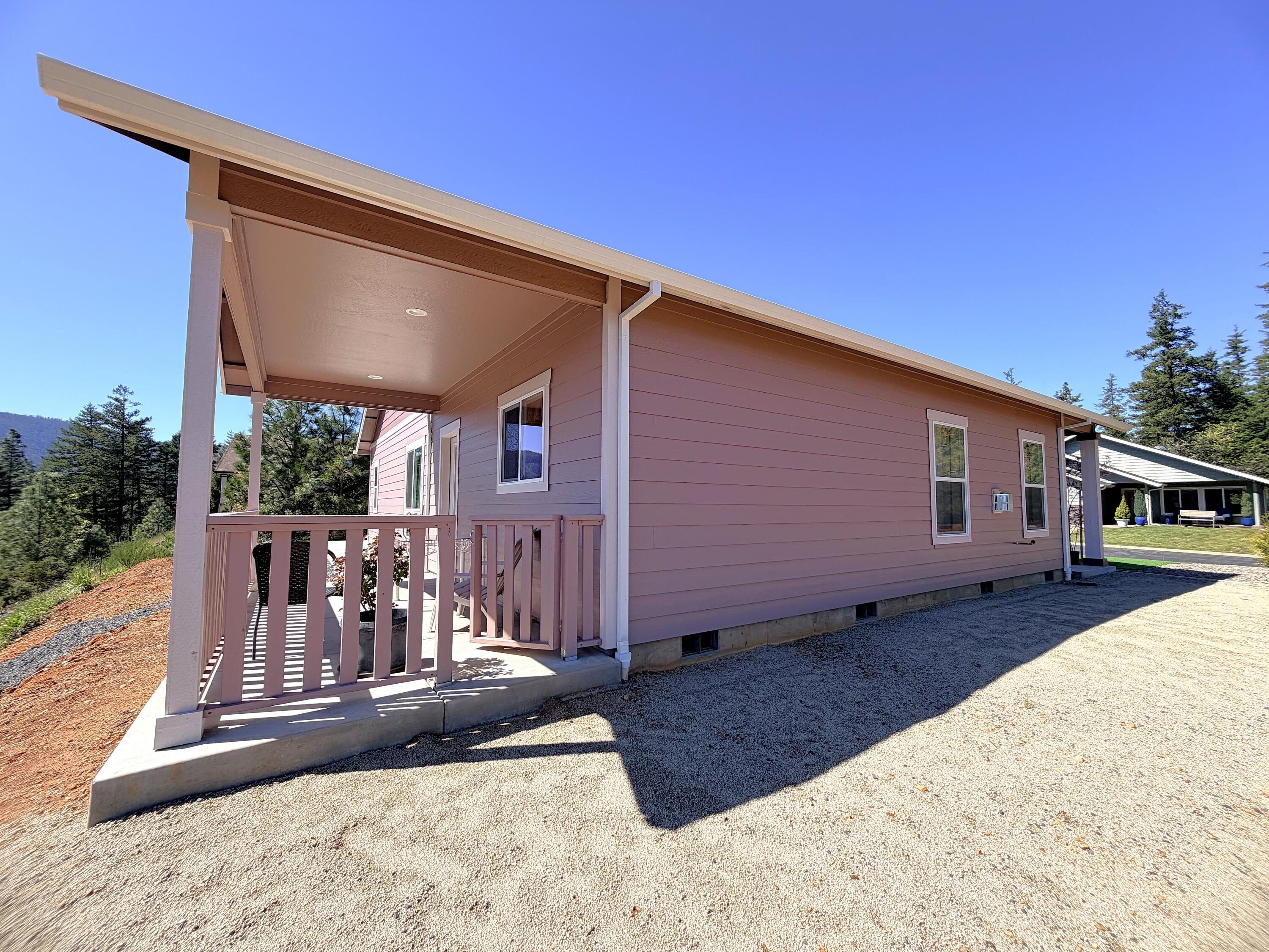 340 Cedar Ridge Drive Cave Junction, OR 97523 - Photo 29 of 37 exterior 5