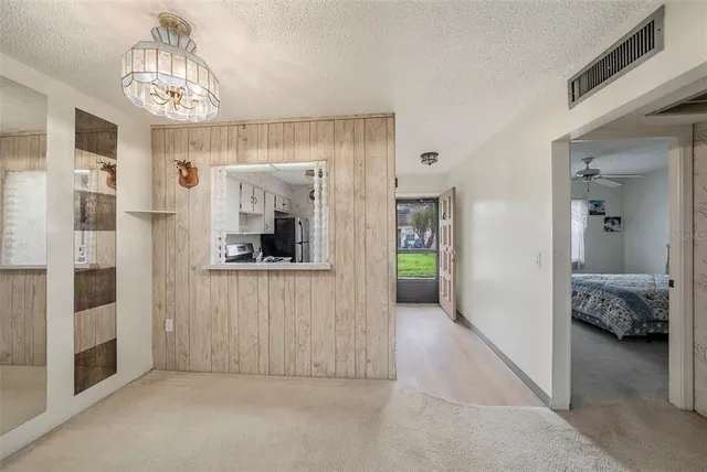 a view of livingroom with furniture
