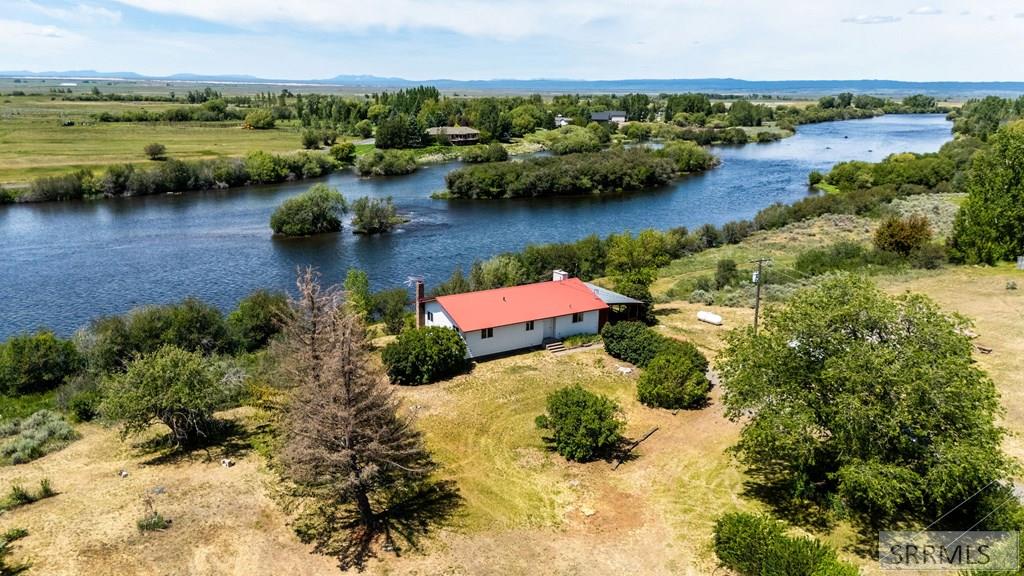 755 South River Road St. Anthony, ID 83445 - Photo 7 of 70