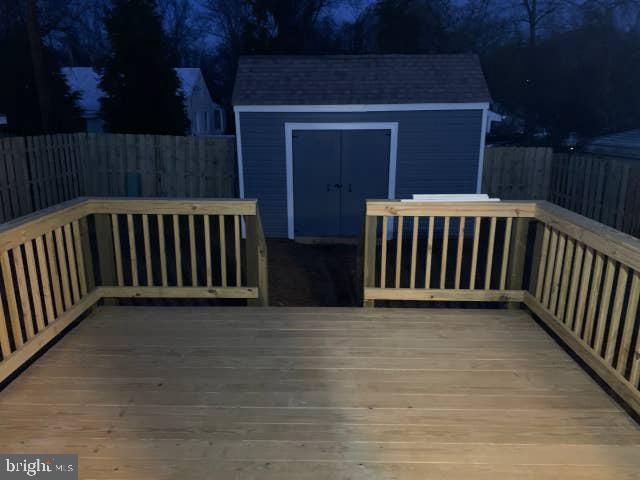 6145 5th Street King George, VA 22485 - Photo 4 of 29 a view of a backyard of the house
