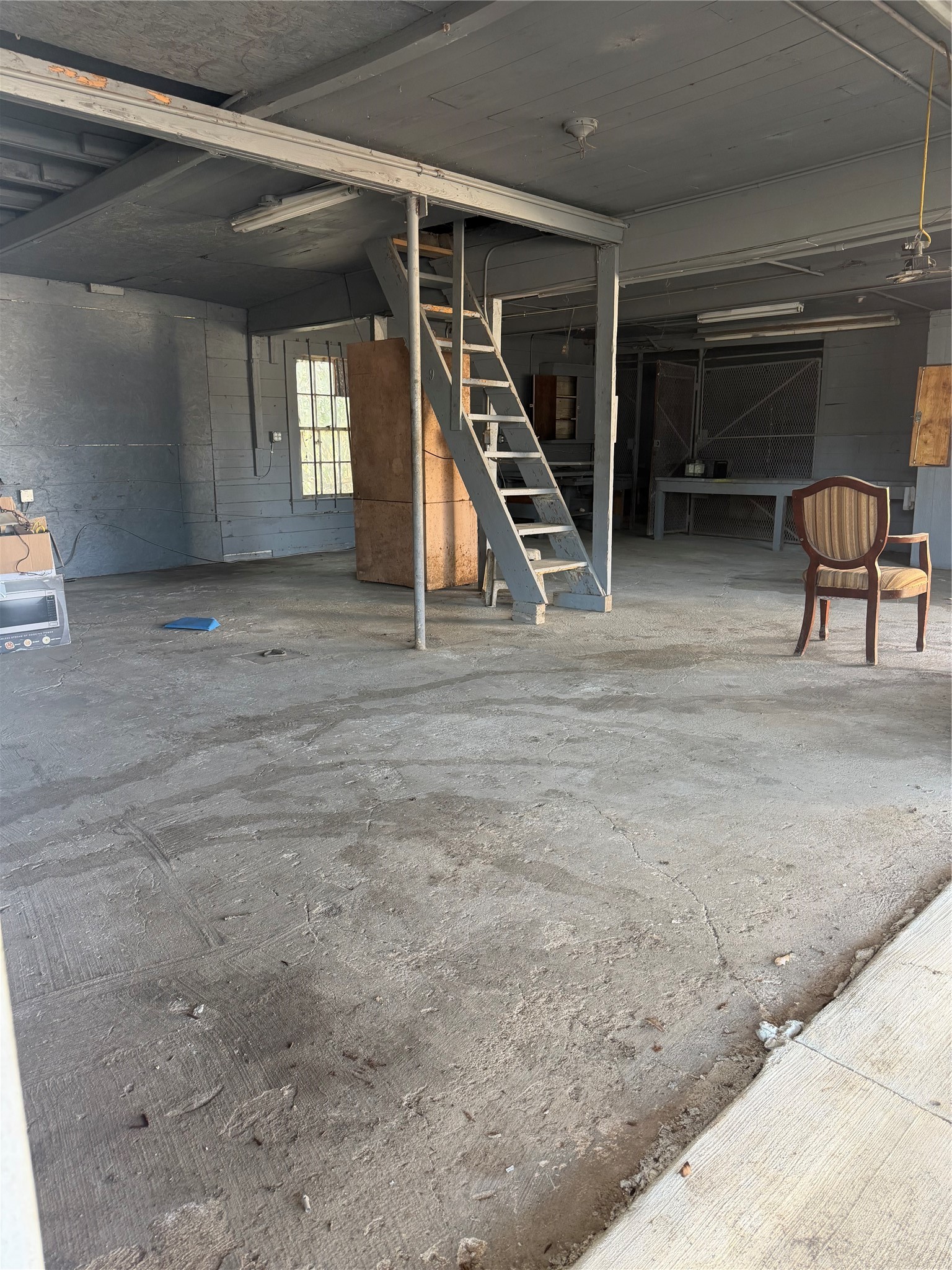 6822 Stearns Street Houston, TX 77021 - Photo 13 of 13 a view of an empty room