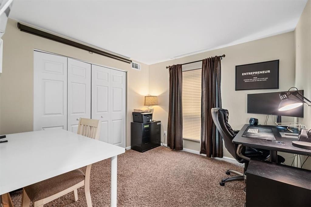 1801 Kenzie Road Pittsburgh, PA 15205 - Photo 17 of 26 Gallery Image 17