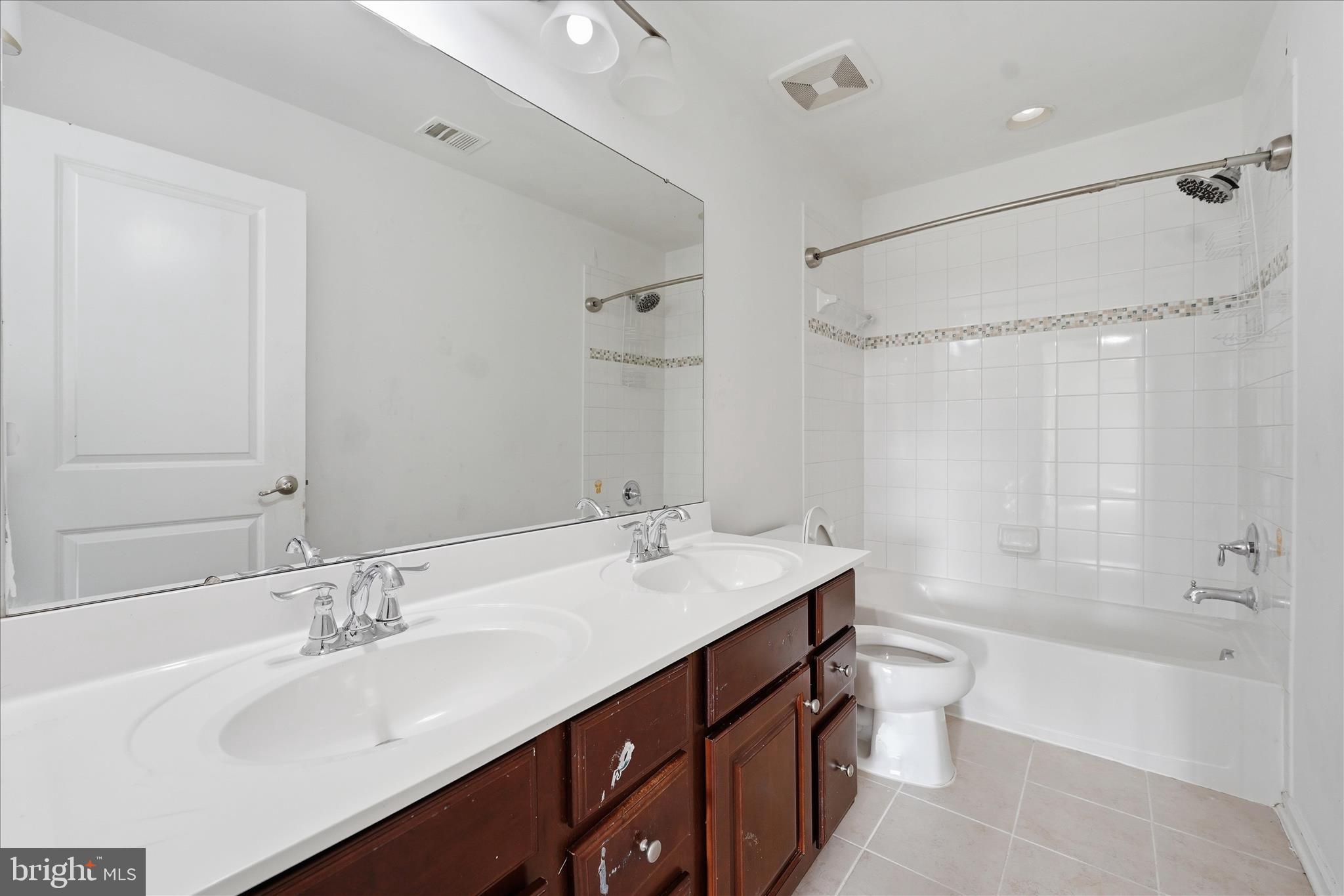 21 Whirlpool Way Falling Waters, WV 25419 - Photo 35 of 56 Bathroom 3