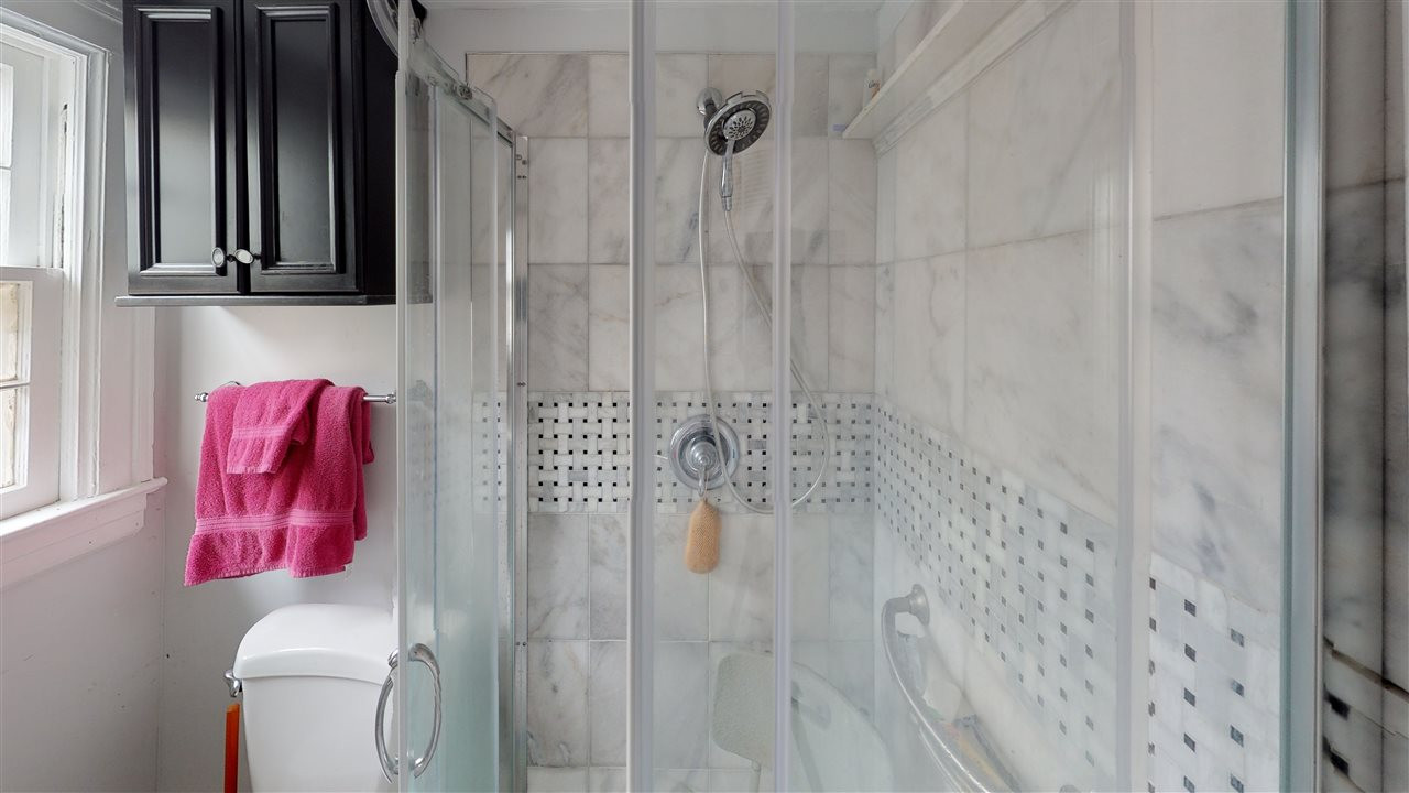 111 Berkshire Road Raleigh, NC 27608 - Photo 17 of 25 Photo 17