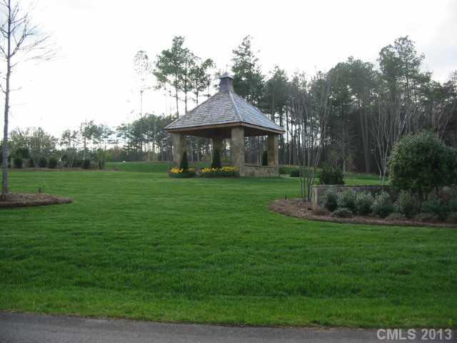 4405 Lake Forest Road, Unit 98 Denver, NC 28037 - Photo 4 of 12 Gallery Image 4