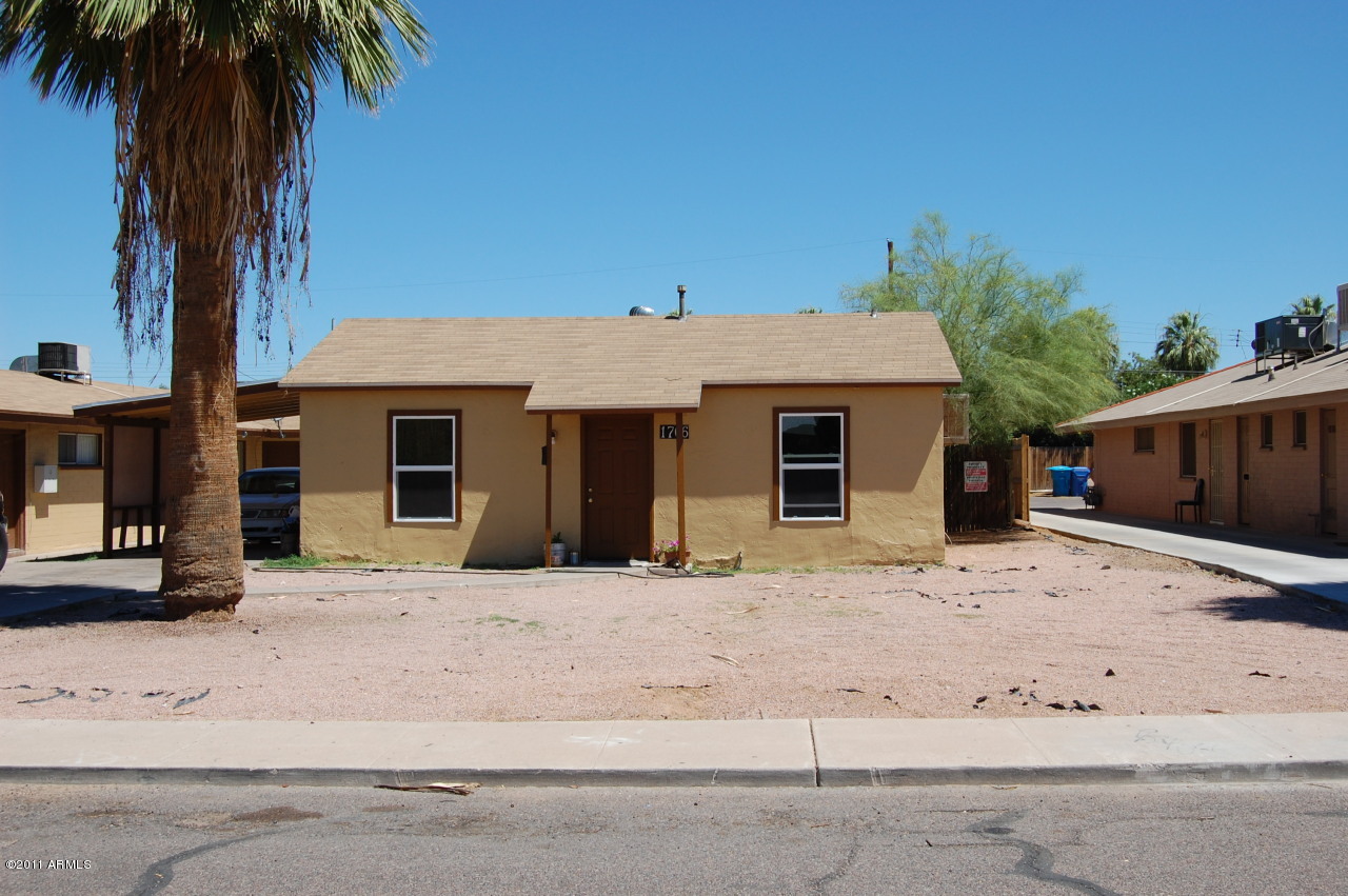 1706 East Cheery Lynn Road Phoenix, AZ 85016 - Photo 1 of 2 FRONT VIEW