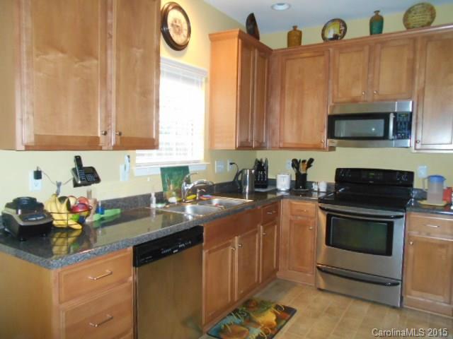 8535 Ridgeline Lane Charlotte, NC 28269 - Photo 4 of 10