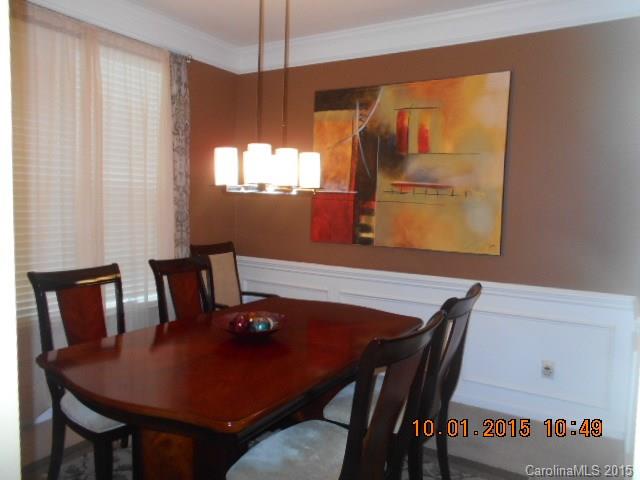 8535 Ridgeline Lane Charlotte, NC 28269 - Photo 5 of 10