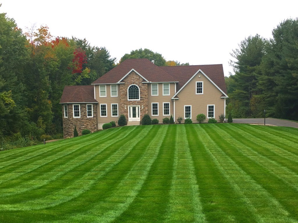 21 Valley Road Southampton, MA 01073 - Photo 1 of 42