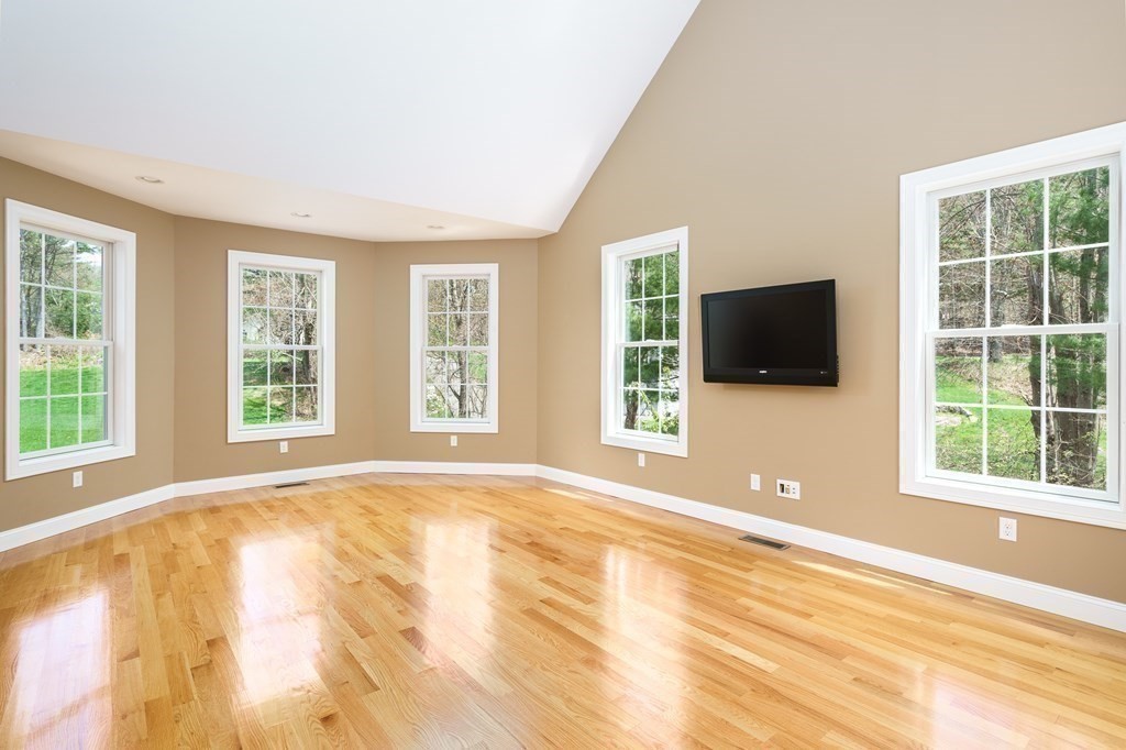 21 Valley Road Southampton, MA 01073 - Photo 18 of 42