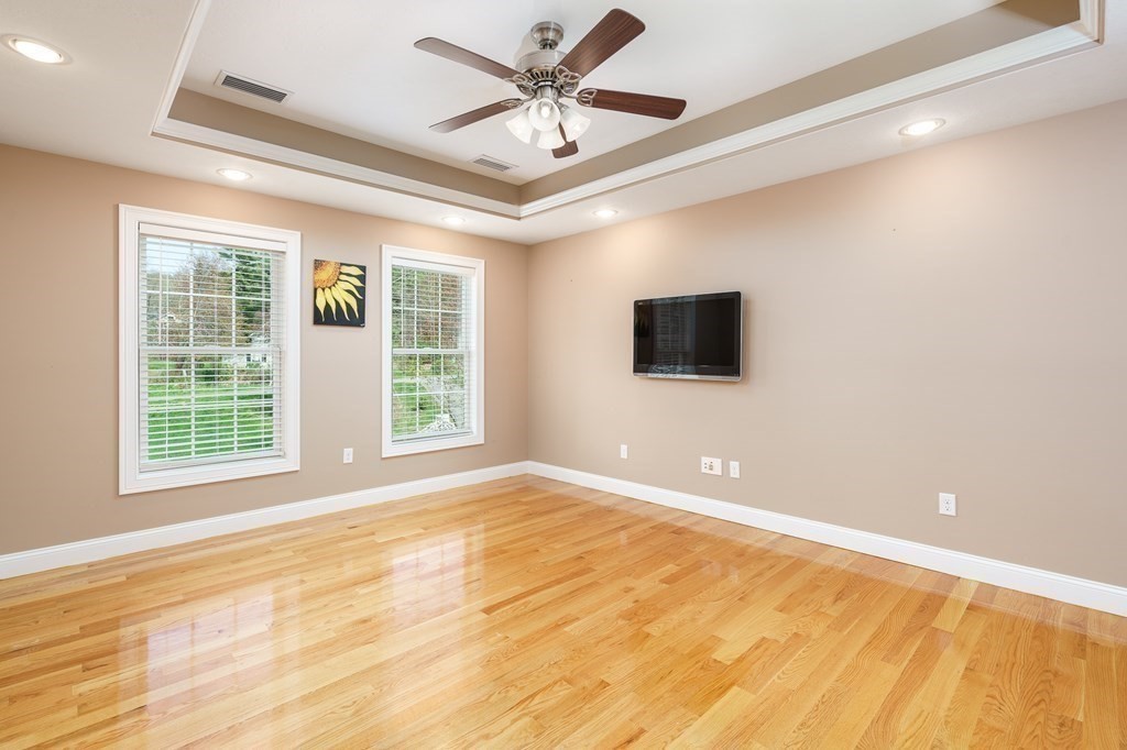 21 Valley Road Southampton, MA 01073 - Photo 24 of 42