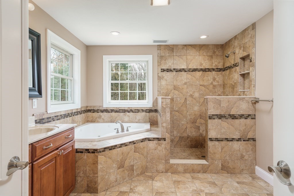21 Valley Road Southampton, MA 01073 - Photo 26 of 42