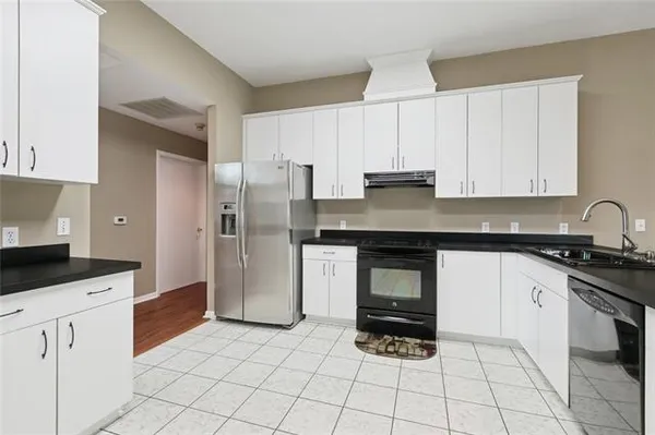 $425,000 | 513 Maryland Drive, Luling, LA 70070