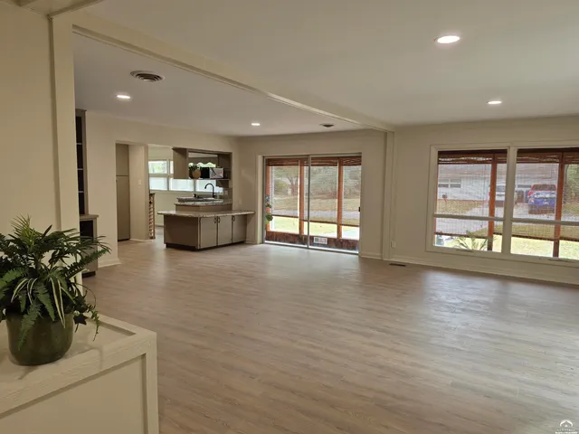 $350,000 | 1704 West 20th Street, Lawrence, KS 66046