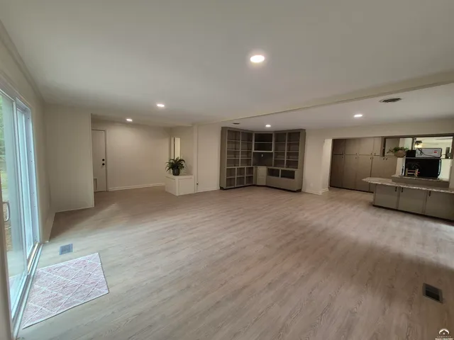 $350,000 | 1704 West 20th Street, Lawrence, KS 66046