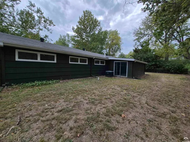 $350,000 | 1704 West 20th Street, Lawrence, KS 66046