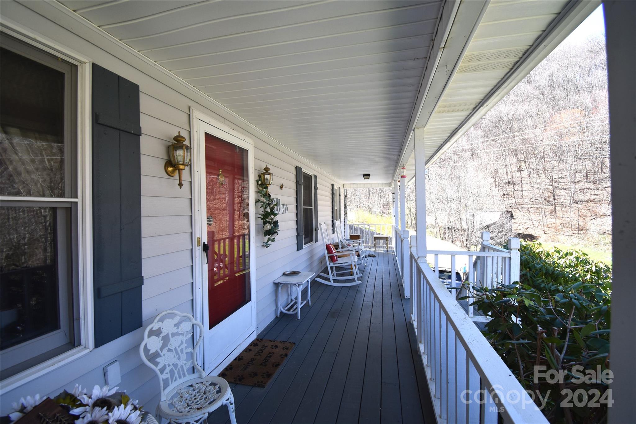 7500 Meat Camp Road Todd, NC 28684 - Photo 4 of 38 Gallery Image 4