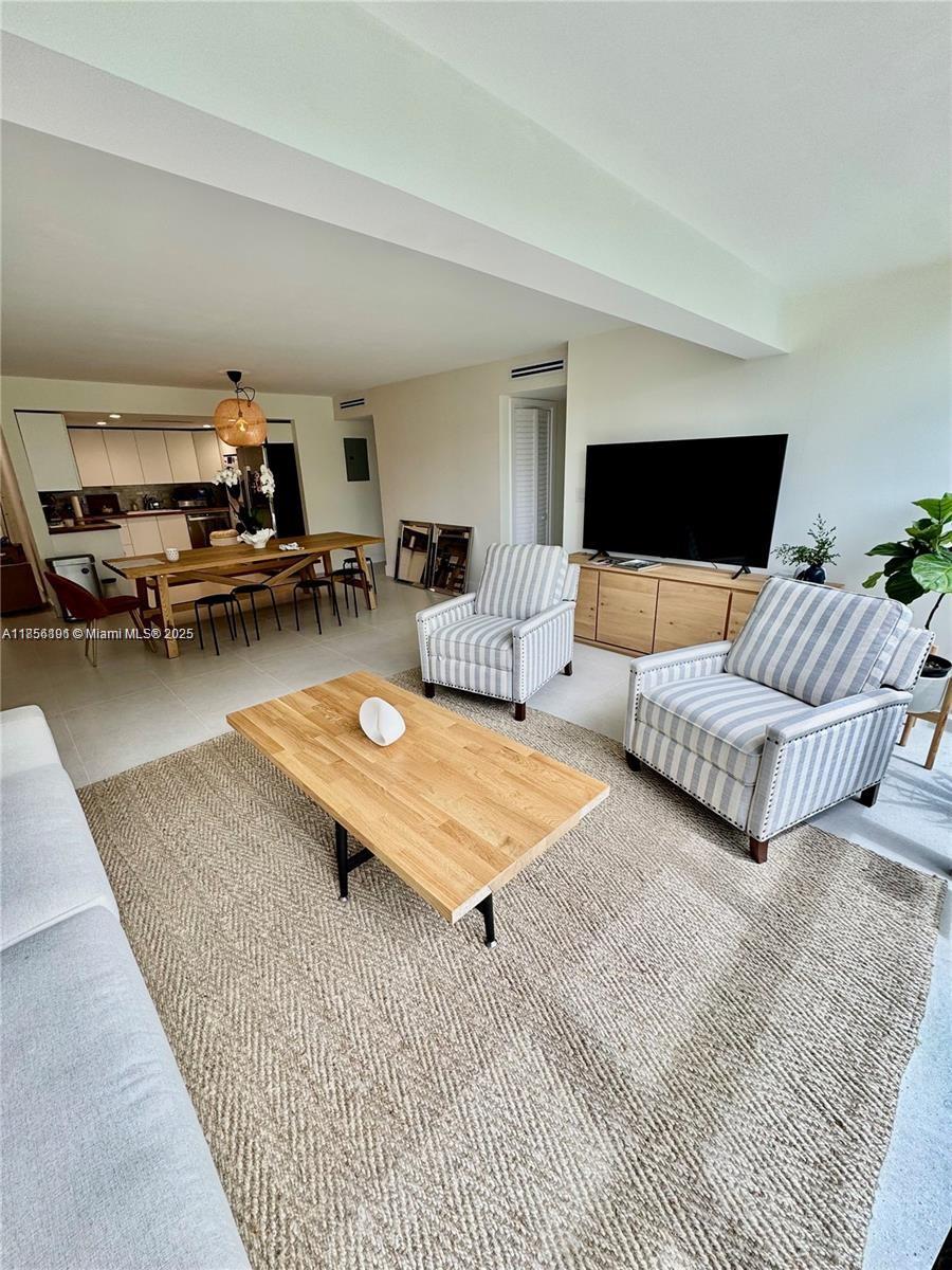 555 Crandon Boulevard, Unit 32 Key Biscayne, FL 33149 - Photo 4 of 25