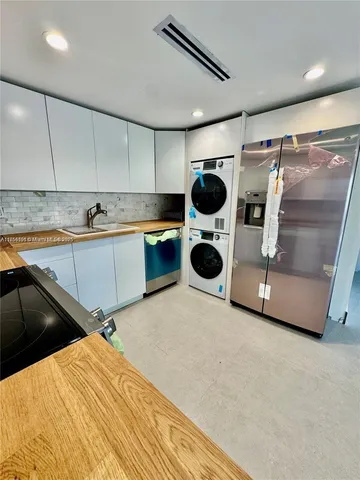 $4,500 | 555 Crandon Boulevard, Unit 32, Key Biscayne, FL 33149