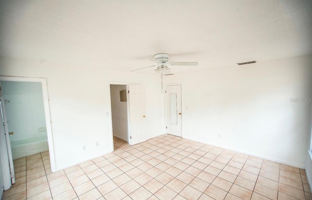 606 Water Road Ocala, FL 34472 - Photo 19 of 34 a view of a room with closet