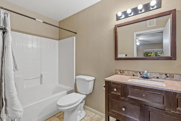 $347,500 | 1385 West University Avenue, Unit 211, Flagstaff, AZ 86001