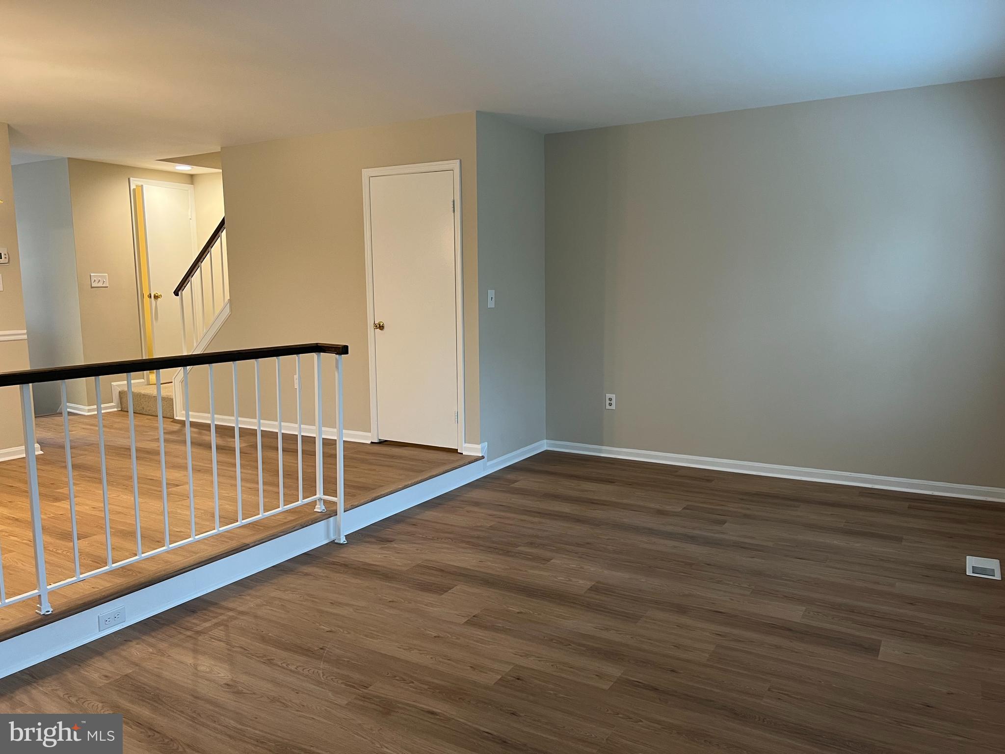 7804 Wintercress Lane Springfield, VA 22152 - Photo 18 of 64 Living room