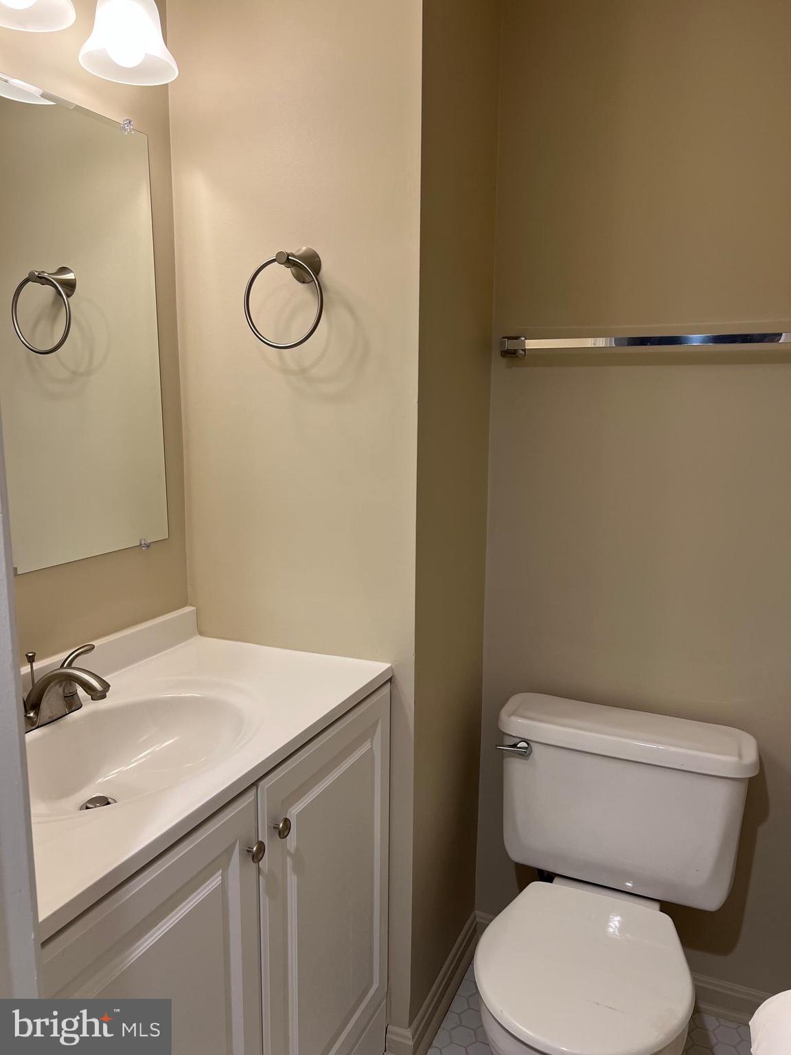 7804 Wintercress Lane Springfield, VA 22152 - Photo 22 of 64 Half bathroom on main level