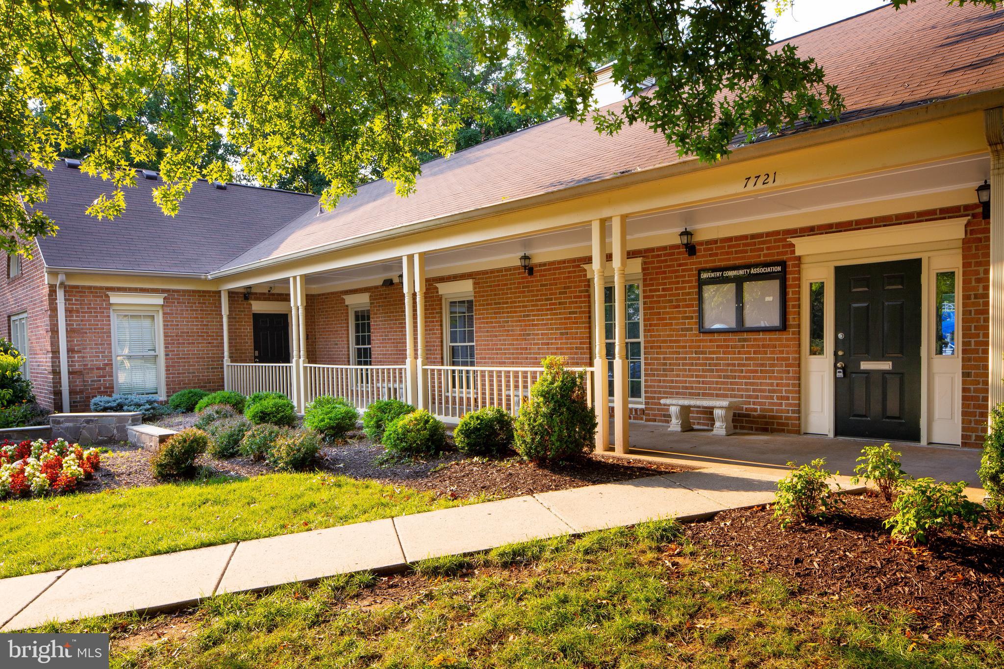 7804 Wintercress Lane Springfield, VA 22152 - Photo 52 of 64 Community center
