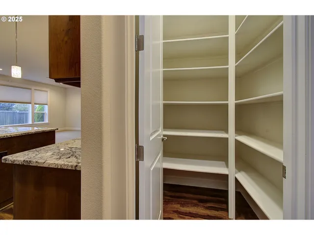 $725,000 | 5805 Northeast 121st Way, Vancouver, WA 98686