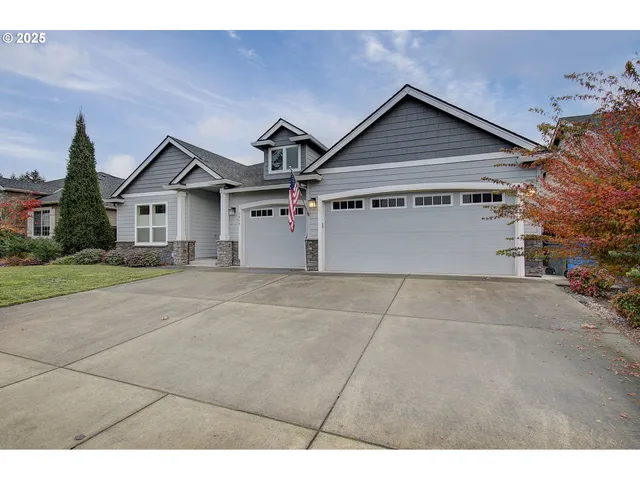 $725,000 | 5805 Northeast 121st Way, Vancouver, WA 98686