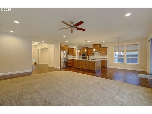 $725,000 | 5805 Northeast 121st Way, Vancouver, WA 98686