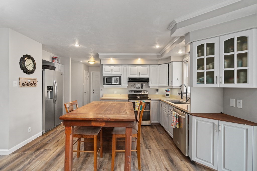 39 Howe Road Spencer, MA 01562 - Photo 4 of 41 Gallery Image 4