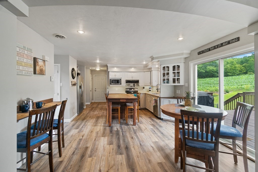 39 Howe Road Spencer, MA 01562 - Photo 5 of 41 Gallery Image 5