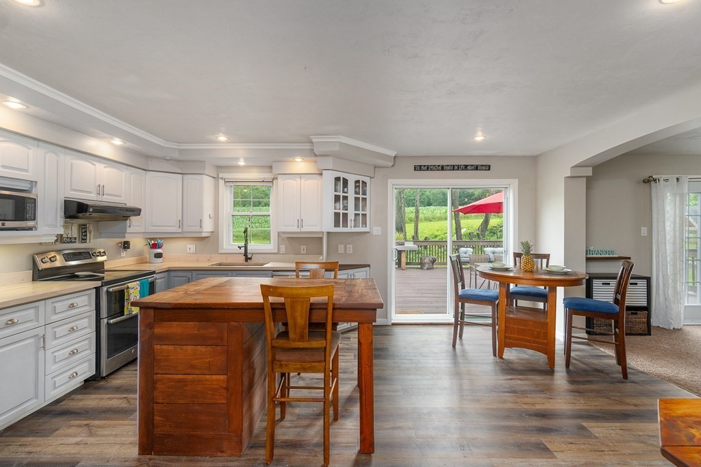 39 Howe Road Spencer, MA 01562 - Photo 6 of 41 Gallery Image 6