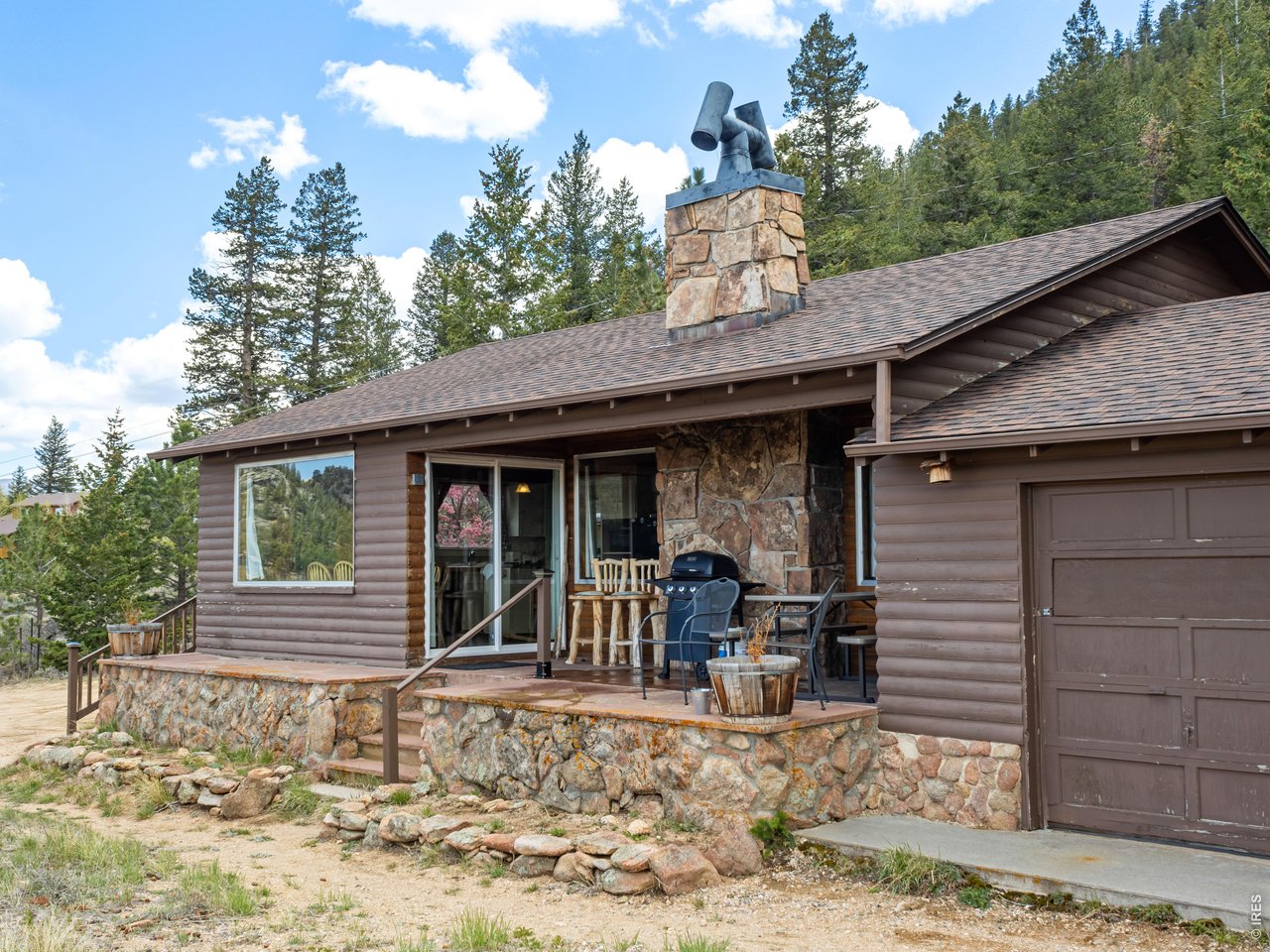 1251 Giant Track Road Estes Park, CO 80517 - Photo 6 of 29 Patio