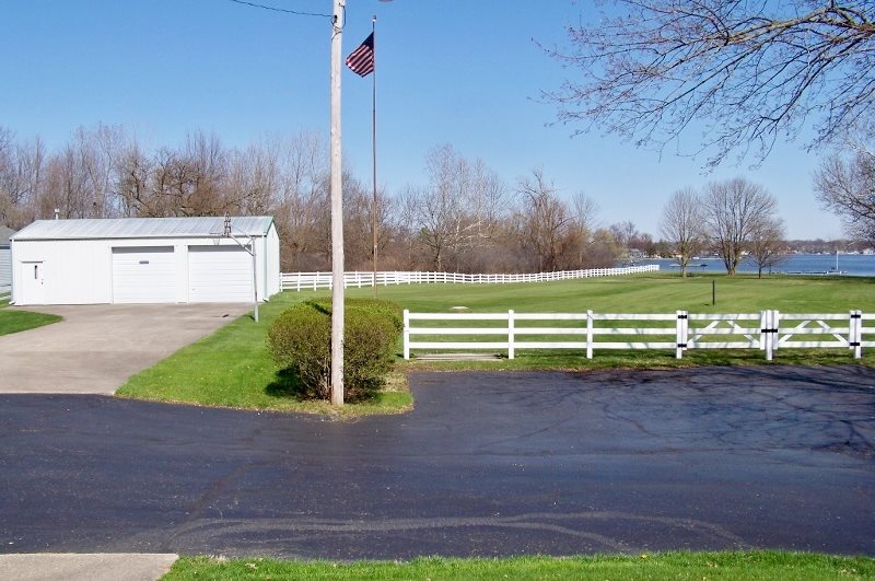 931 Country Club Road Warsaw, IN 46580 - Photo 22 of 27 Gallery Image 22