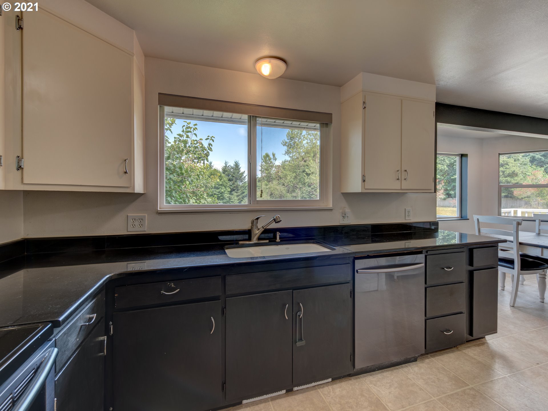 84930 Ridgeway Road Pleasant Hill, OR 97455 - Photo 9 of 26