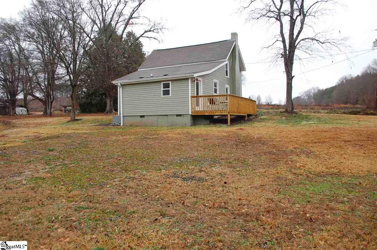 175 Coleman Road Wellford, SC 29385 - Photo 5 of 36