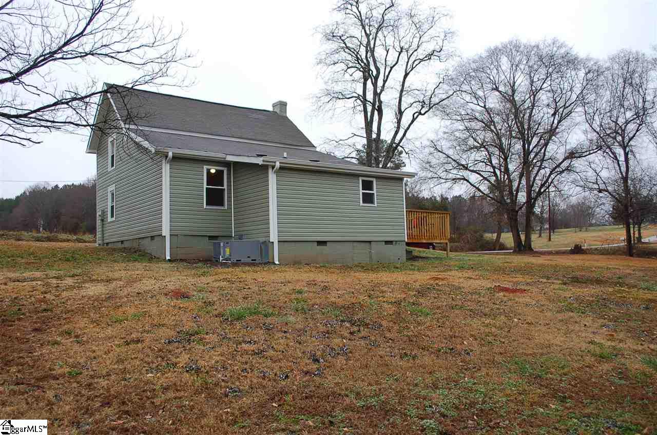 175 Coleman Road Wellford, SC 29385 - Photo 6 of 36