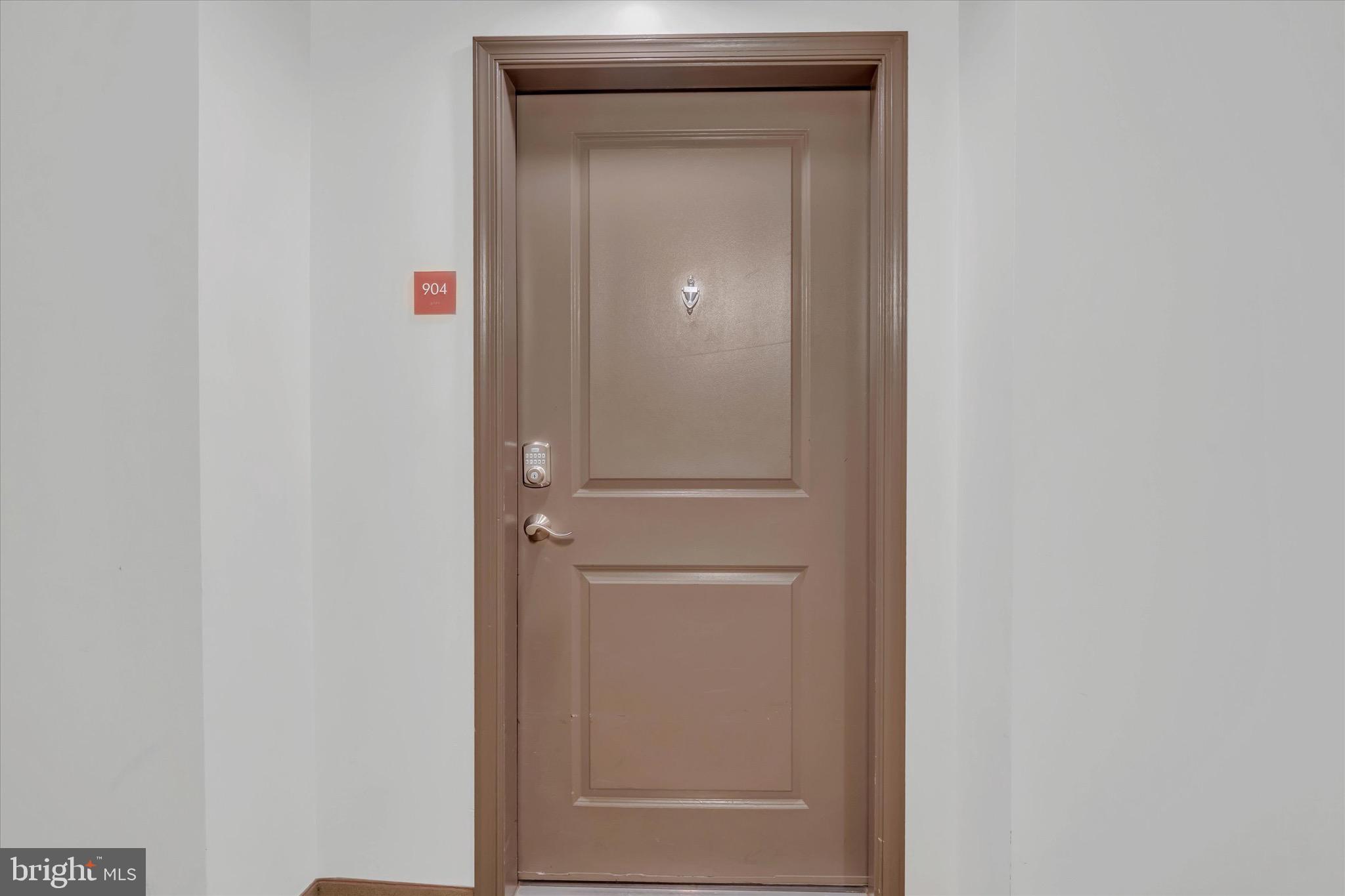 7923 Eastern Avenue Northwest, Unit 904 Silver Spring, MD 20910 - Photo 4 of 31