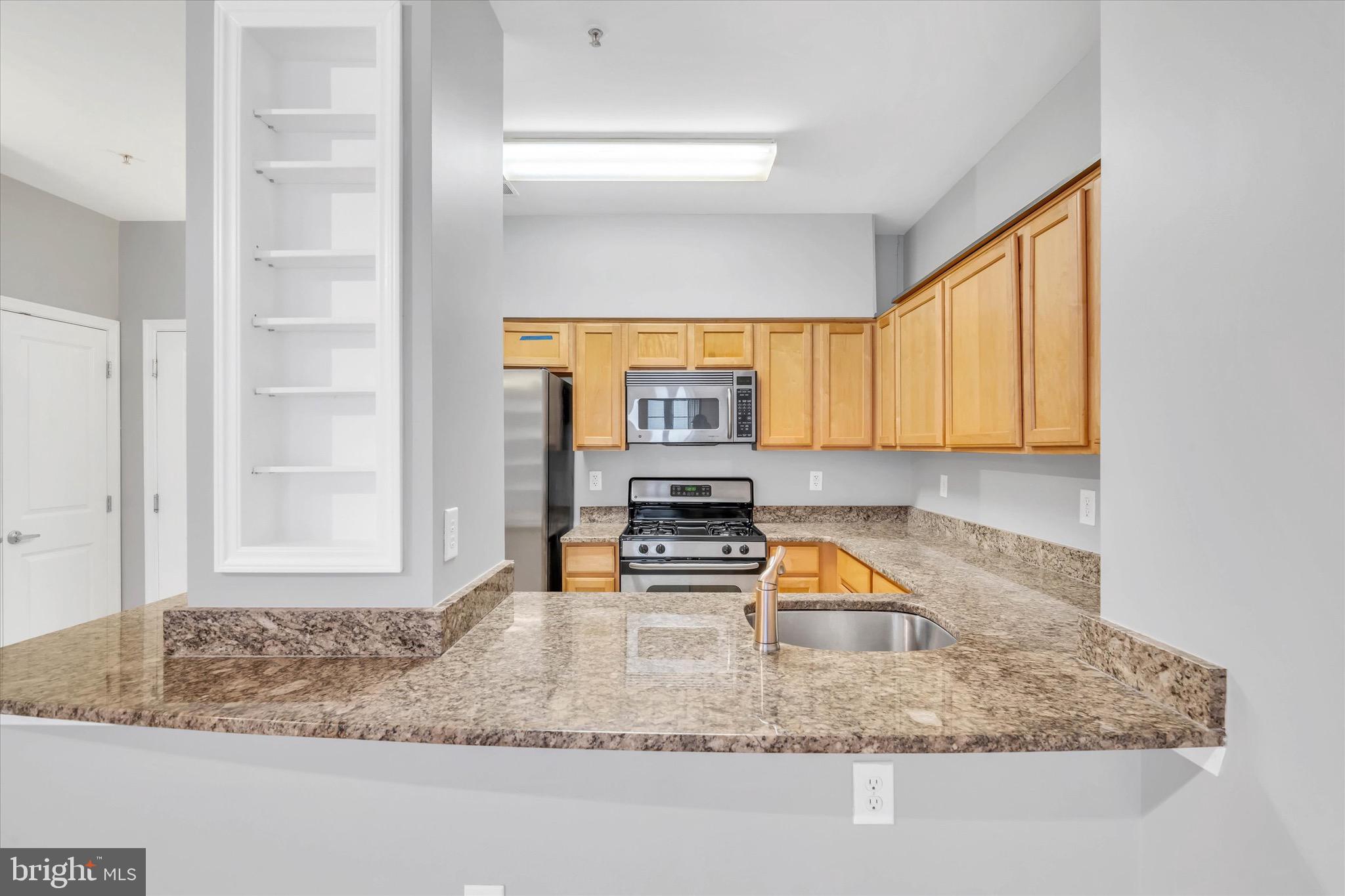 7923 Eastern Avenue Northwest, Unit 904 Silver Spring, MD 20910 - Photo 10 of 31