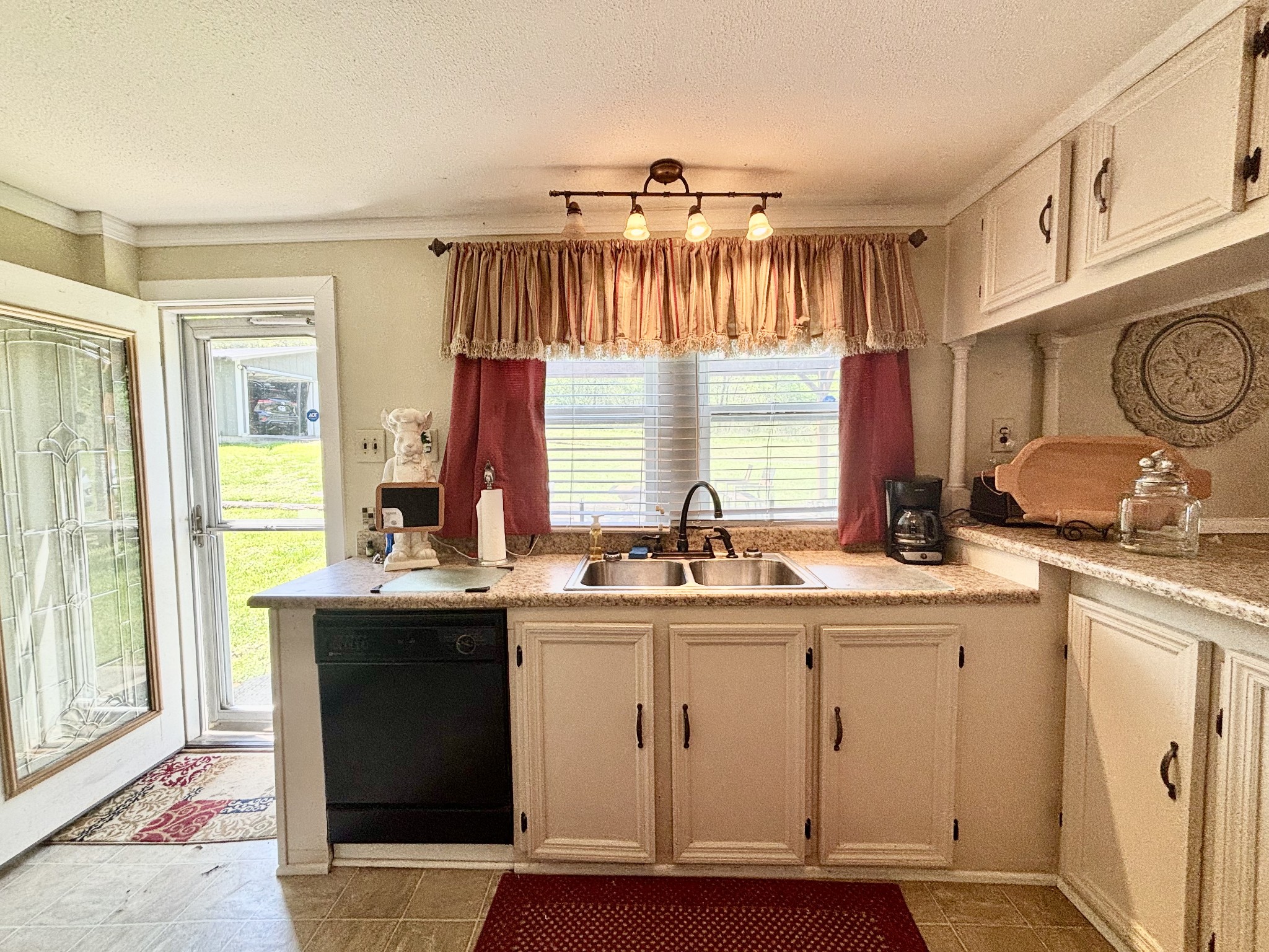 101 Flood Road McMinnville, TN 37110 - Photo 7 of 21